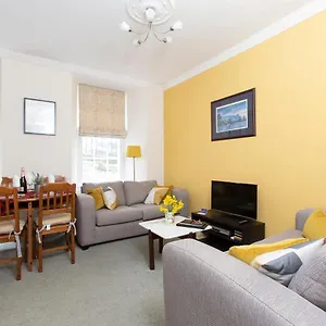 Apartment Blair St Scott Old Town Edinburgh